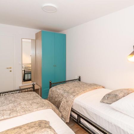 Ivka Makarska - Modern And Luxurious Oldtown Apartament Exterior foto