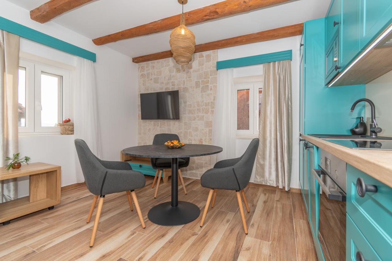 Ivka Makarska - Modern And Luxurious Oldtown Apartament Exterior foto